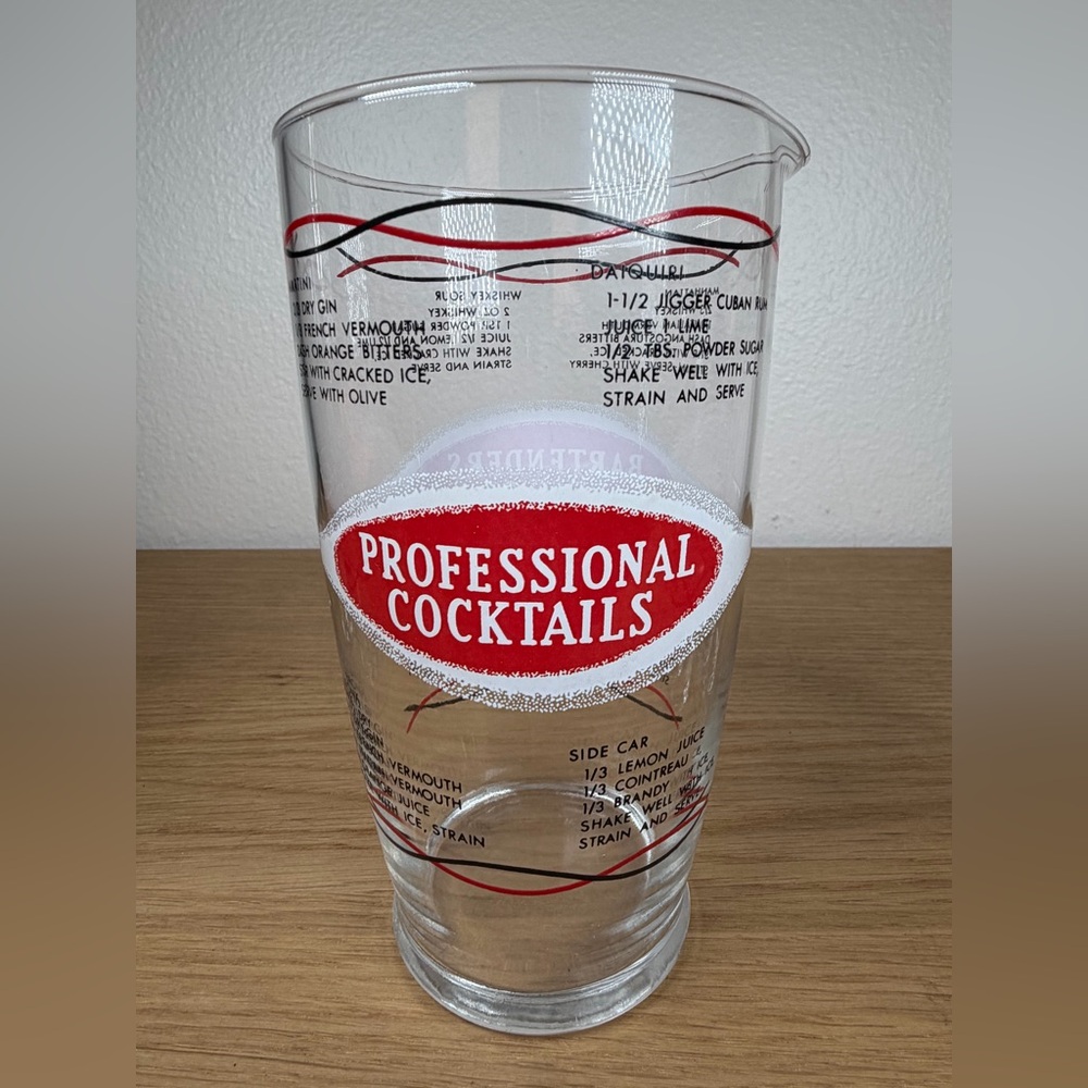 MCM Professional Barware Set – Glass Cocktail Shaker + 4 Cocktail Glasses